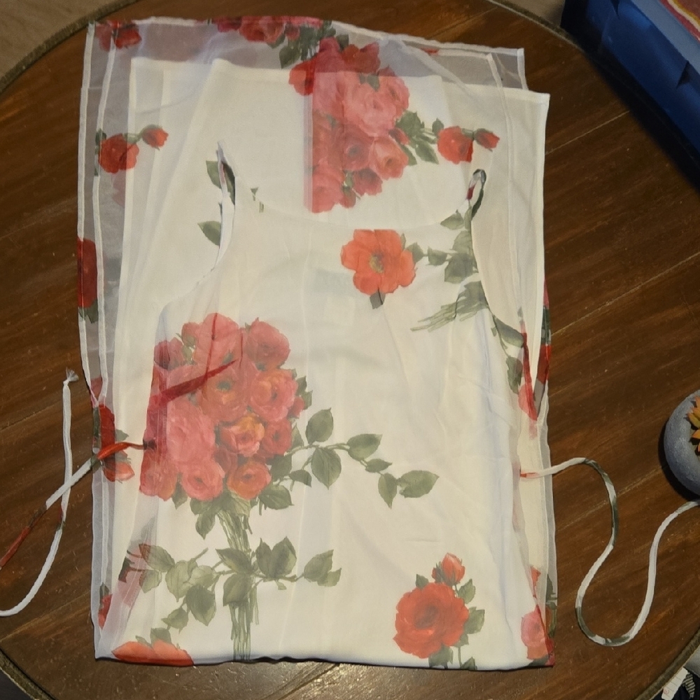 Chic Floral Maxi Dress - White with Pink and Red Accents - Picture 8 of 13